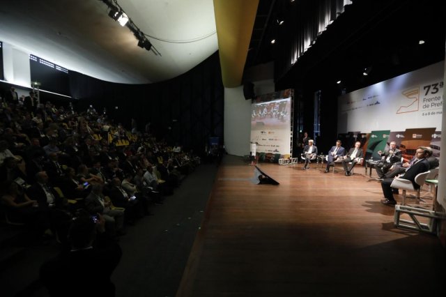 Reunião da Frente Nacional de Prefeitos