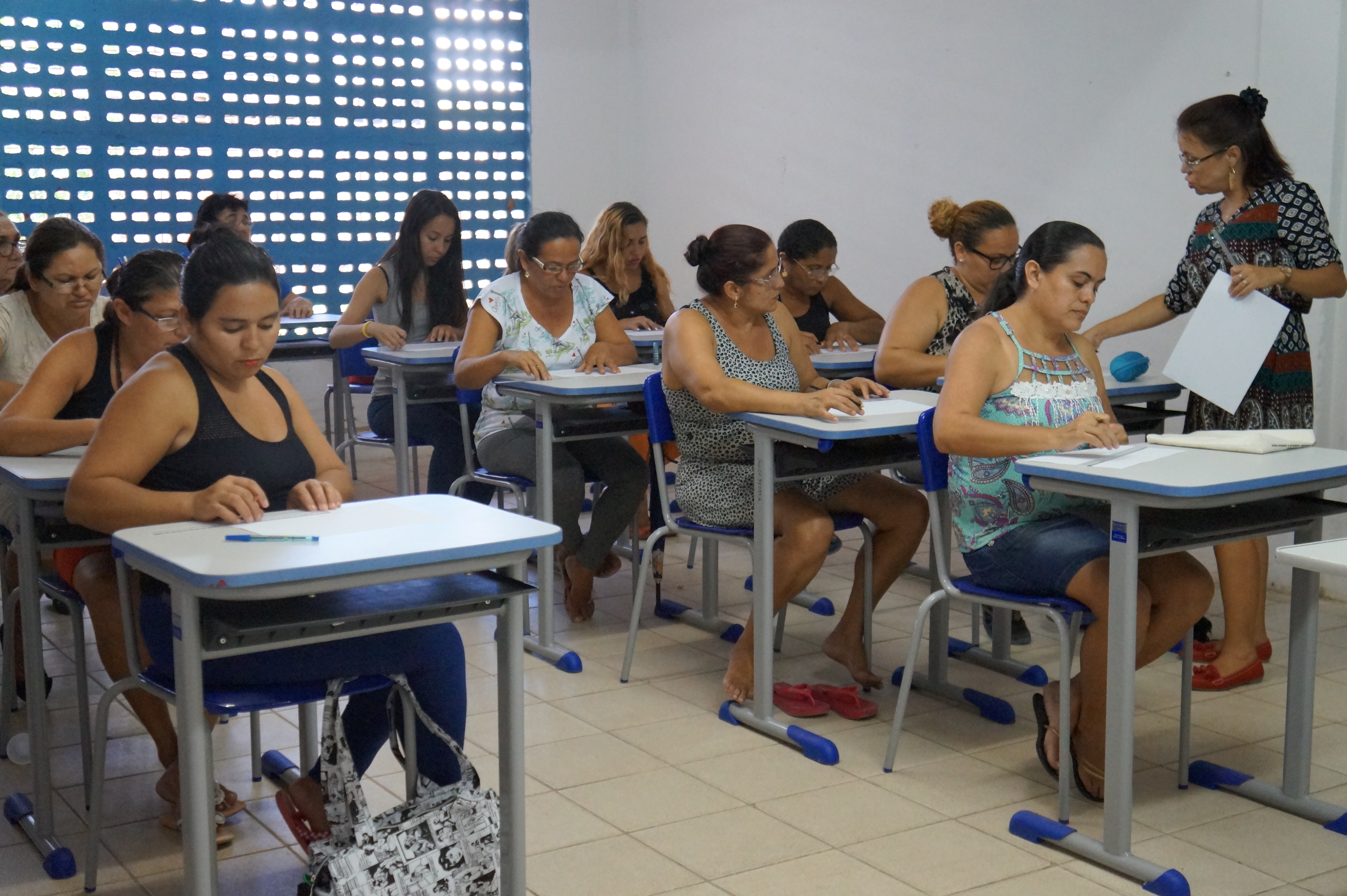 Empreendedores recebendo capacitação gerencial