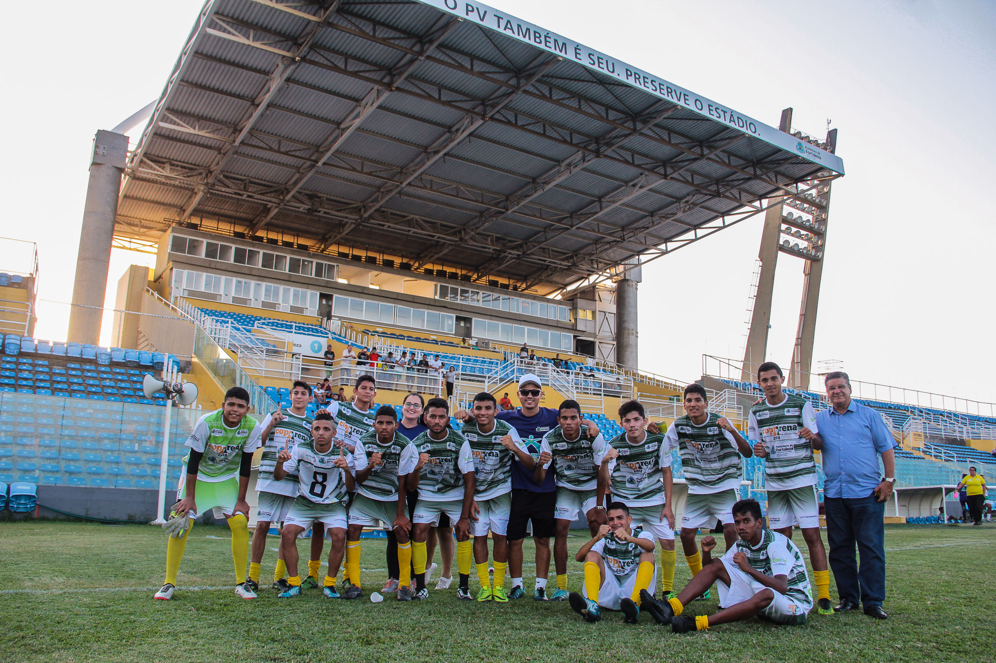 Esquipe de futebol do núcleo de futebol da Areninha do Sítio São João