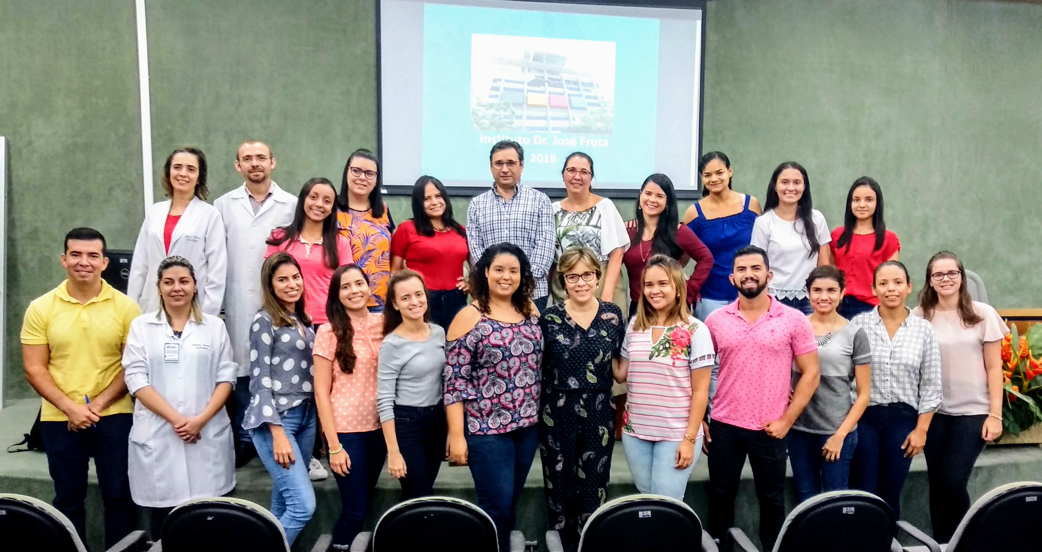 Turma e Residência Multiprofissional é acolhida no Auditório do IJF.