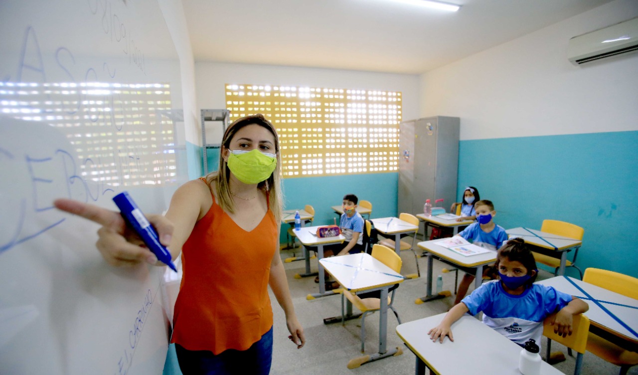 Professor em sala de aula