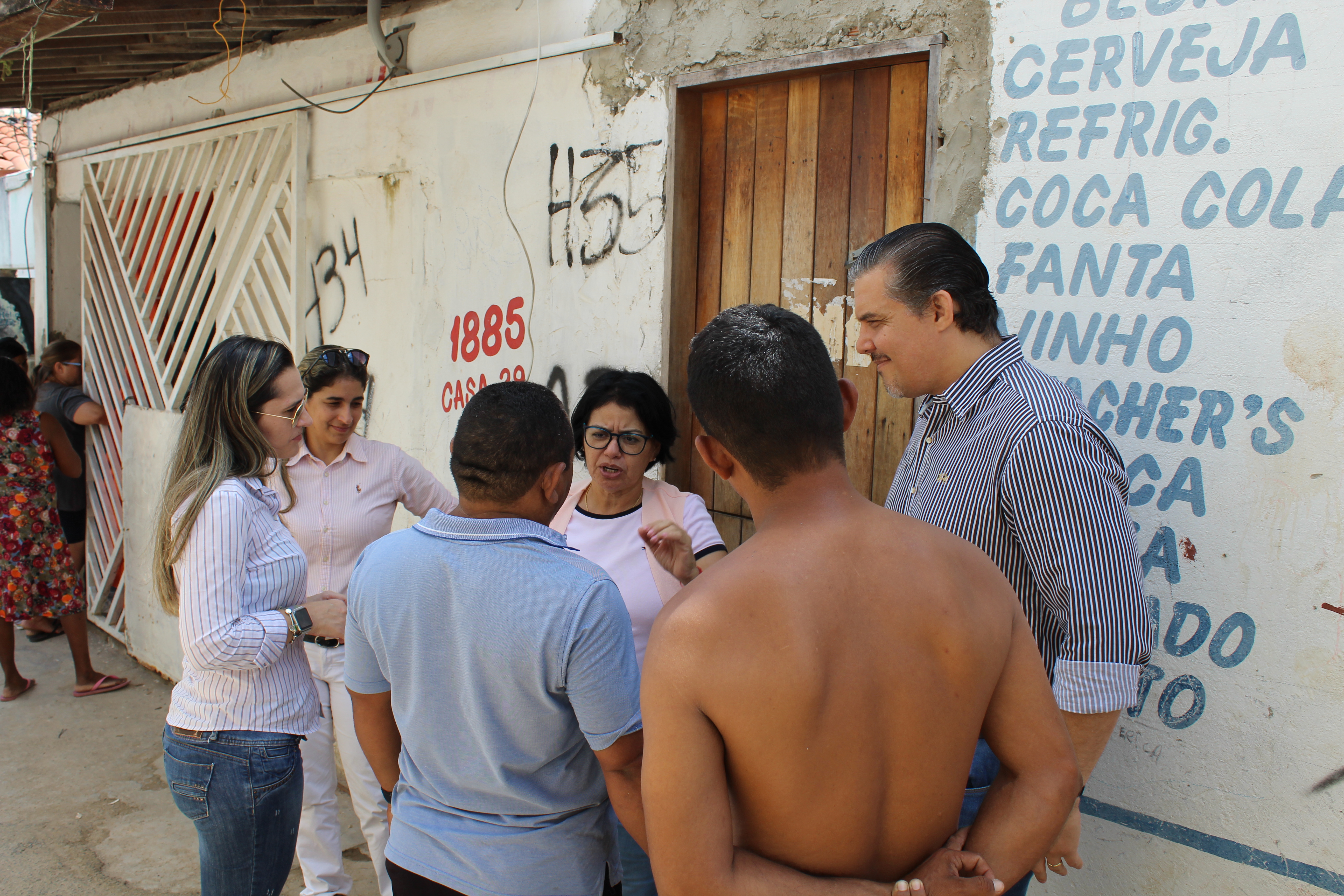 A atividade foi porta a porta.