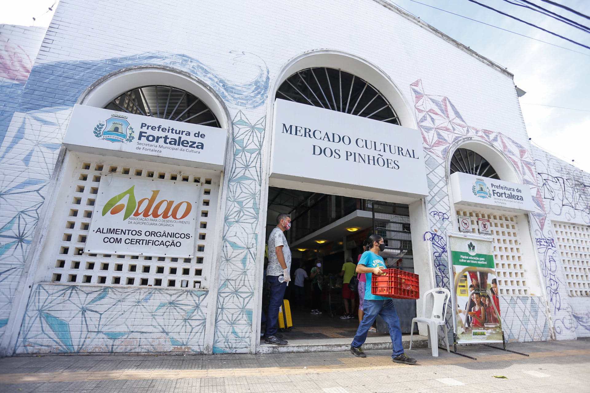 fachada do mercado cultural dos pinhões