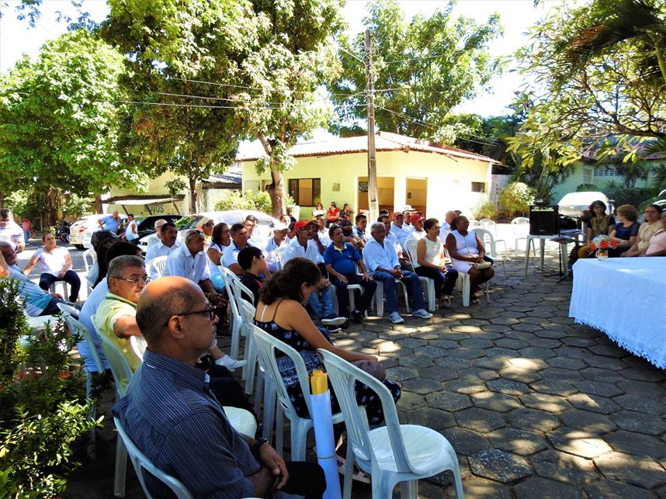 Turma de Formando assistindo a solenidade